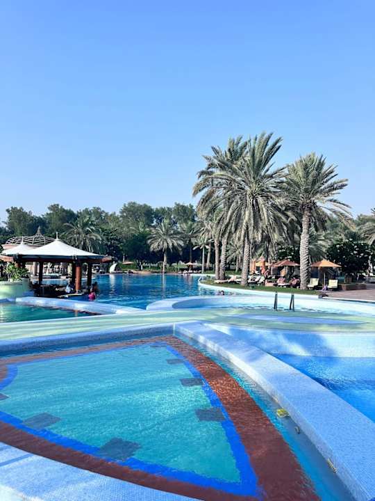Pool Emirates Palace Mandarin Oriental