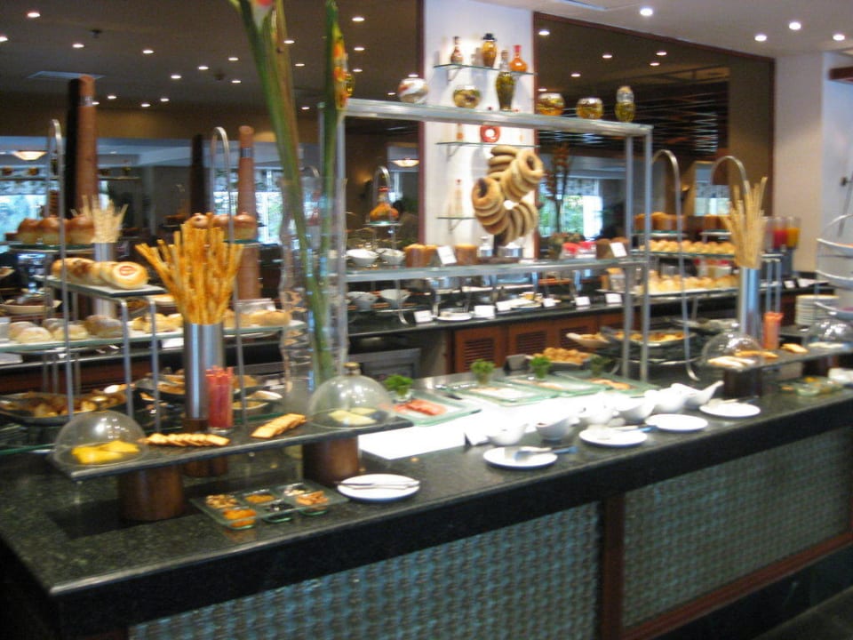 Frühstücksbuffet Hotel The LaLit Mumbai
