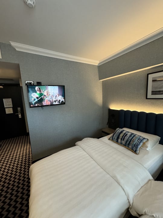 Zimmer Academy Plaza Hotel