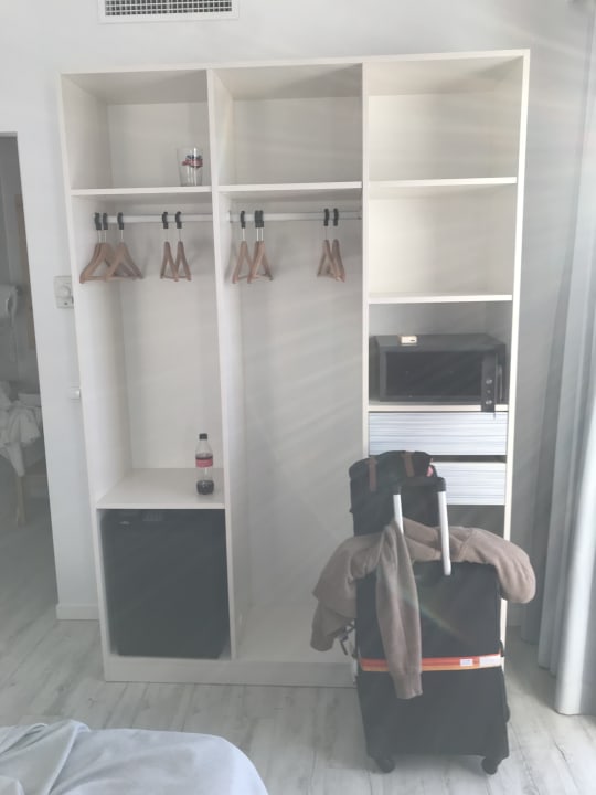 Zimmer FERGUS Club Pineda Splash