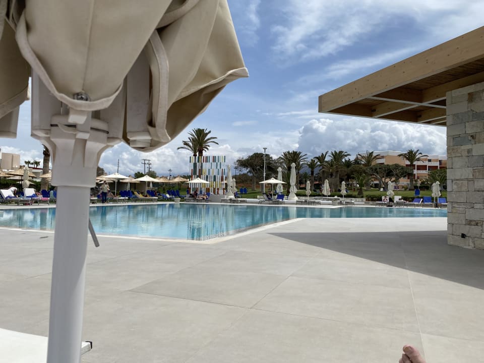 Pool Anissa Beach & Village