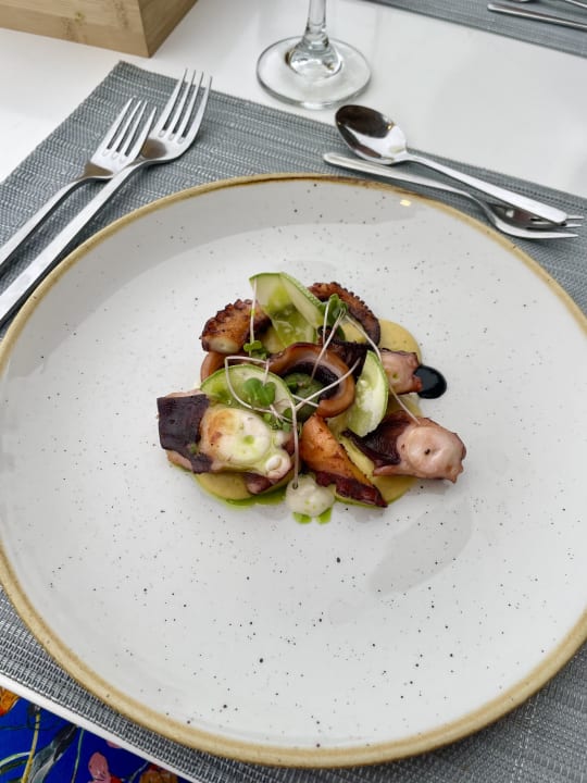 Gastro Paralos Lifestyle Beach