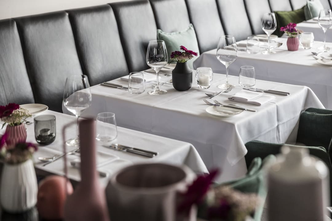 Gastro NIDUM Casual Luxury Hotel