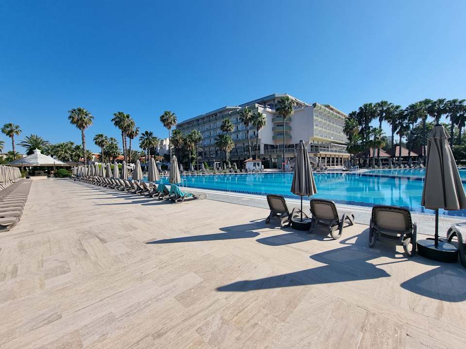 Pool Adora Hotel & Resort