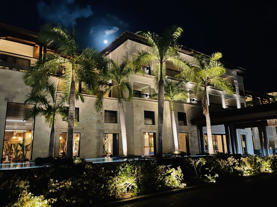 Außenansicht Lopesan Costa Bávaro Resort, Spa & Casino