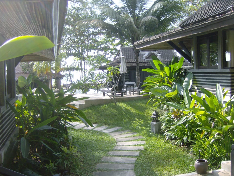 Weg zum Strand Moracea by Khao Lak Resort