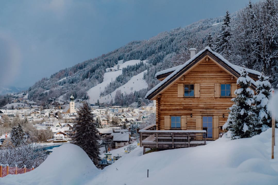 Außenansicht Hüttendorf Schladming und Chalets Schladming