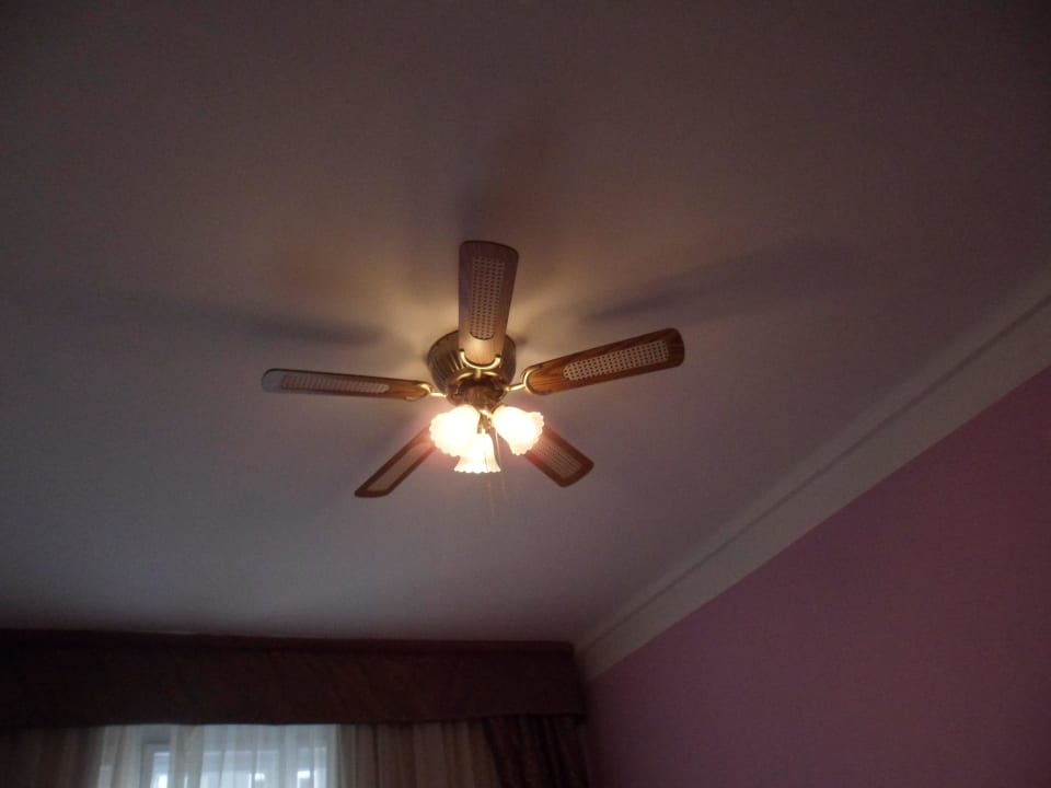 Deckenventilato Hotel Denisa