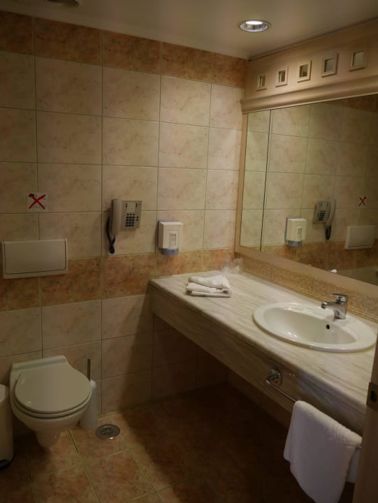 Bad Lindos Princess Beach Resort & Spa