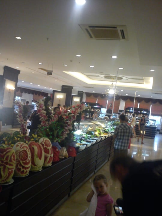 Buffet Mira Meridia Beach Hotel