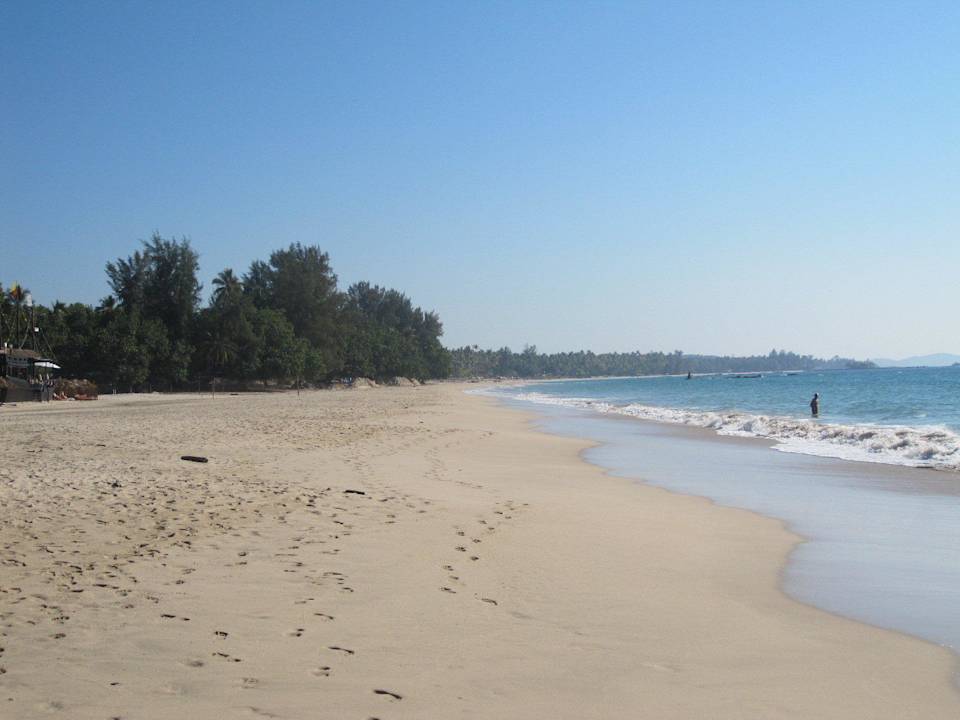 Fast weisser Sand Aureum Palace Hotels & Resorts Ngapali