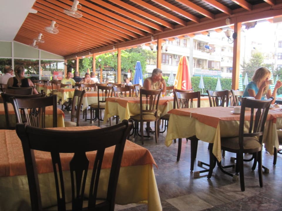 Restaurant-Terrasse Arsi Hotel