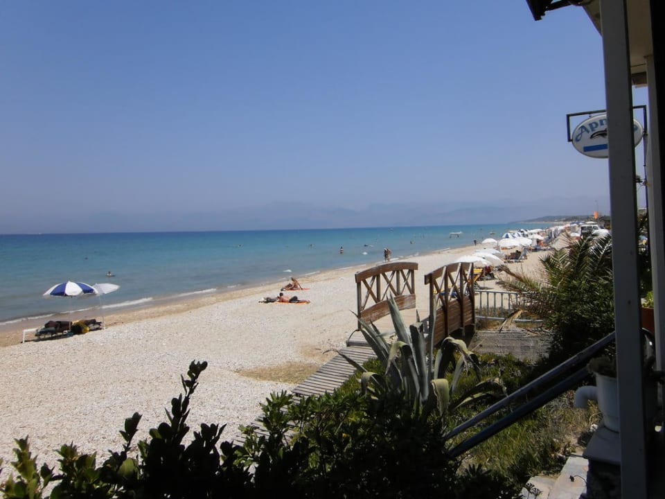 Strand Acharavi Beach Hotel
