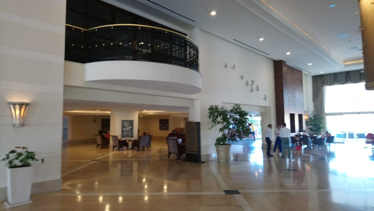 Lobby Starlight Resort Hotel