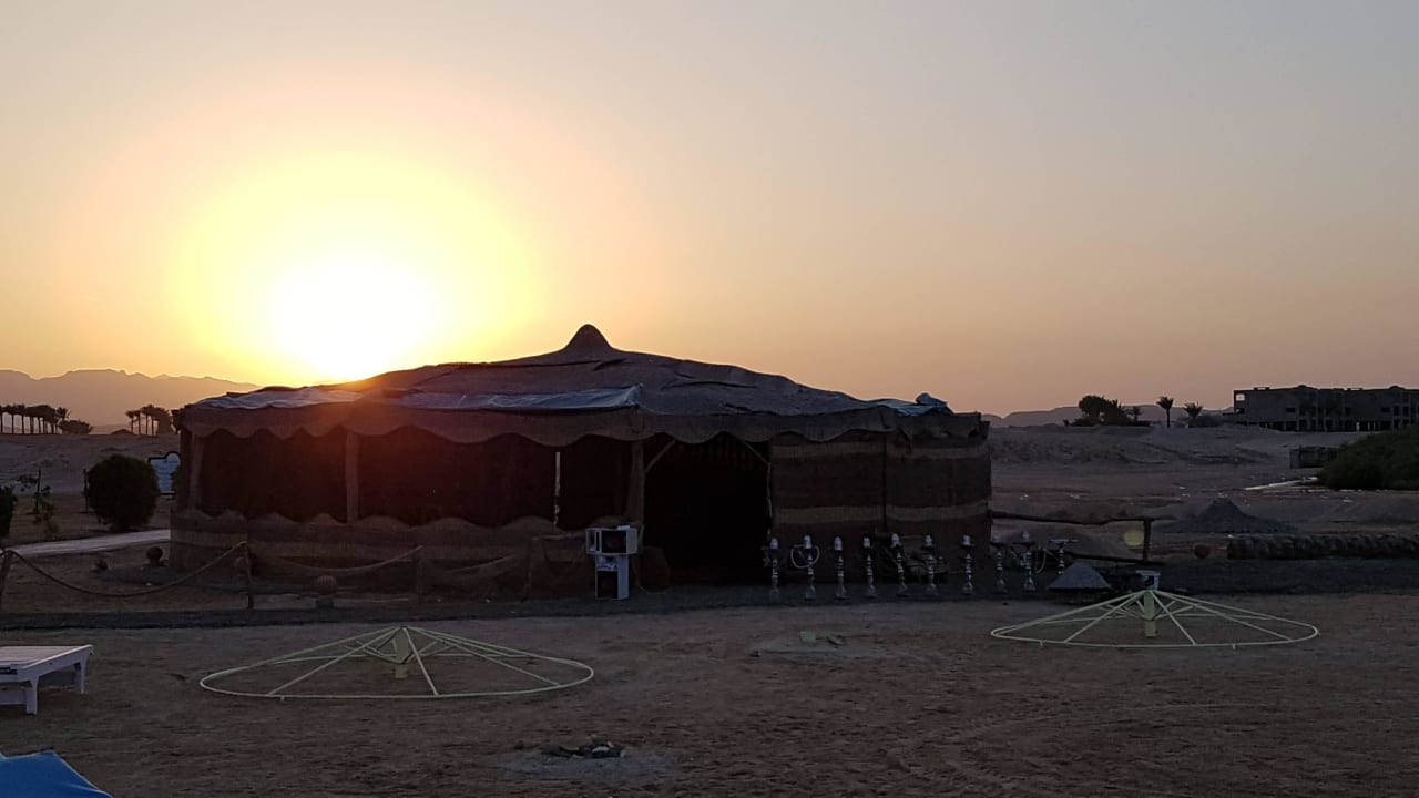 Sonnenuntergang Beduinenzelt Swisstouch Oriental Resort Marsa Alam
