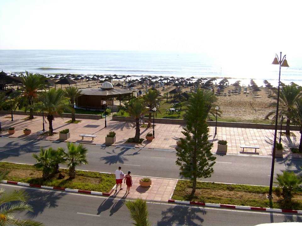 Blick von Restauranterrasse Hotel Yasmine Beach Resort