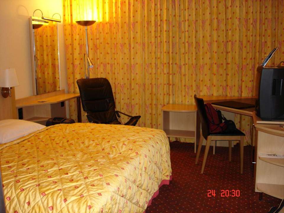 Zimmerausstattung ibis Styles Berlin Treptow