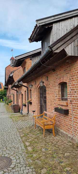 Außenansicht Pałac i Folwark Galiny