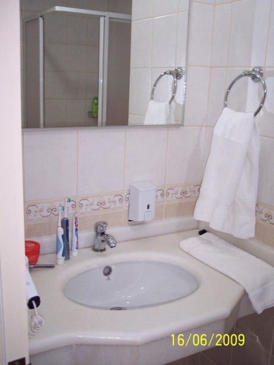 Badezimmer Sayanora Hotel