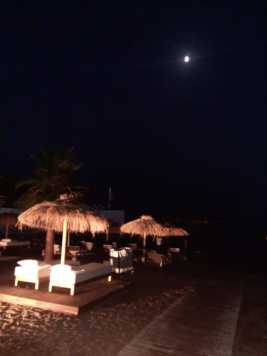 Strand Rubi Platinum Sign
