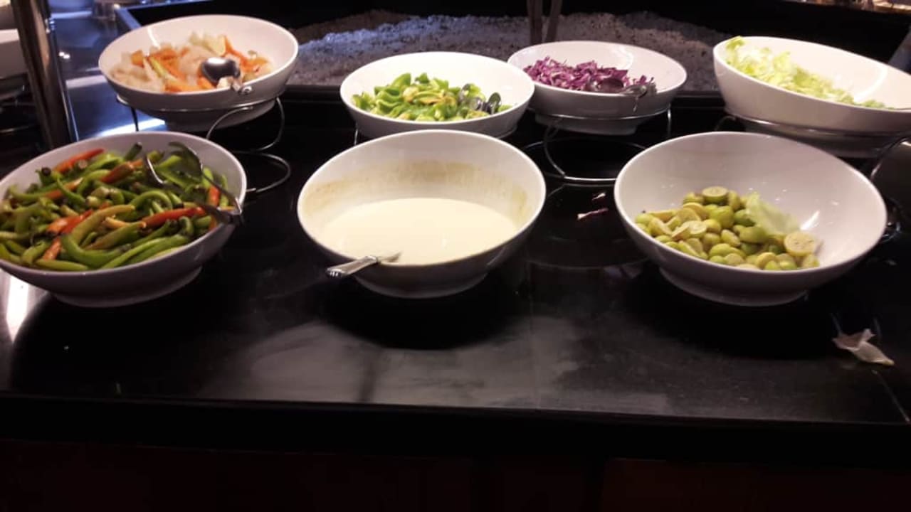 Codzienny bar sałatkowy  Novotel Marsa Alam Beach Resort