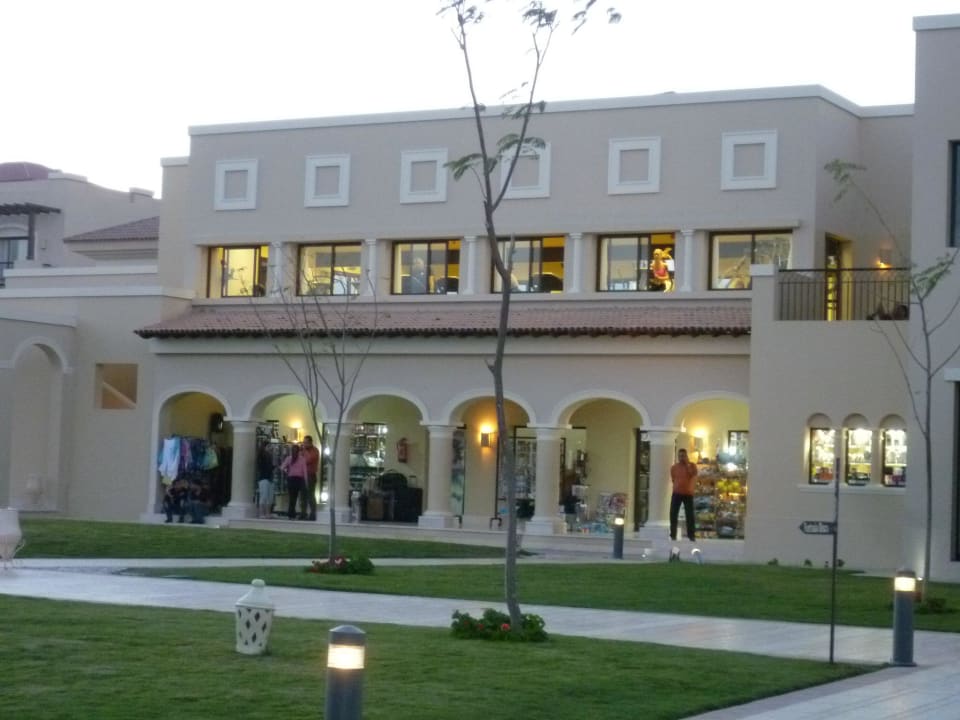 Fitness & Shops JAZ Aquamarine Resort