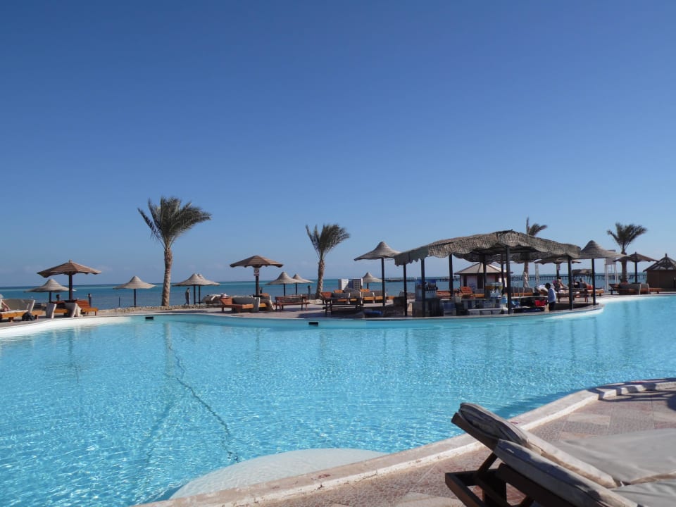 Pool am Strand Riviera Aqua Park Resort