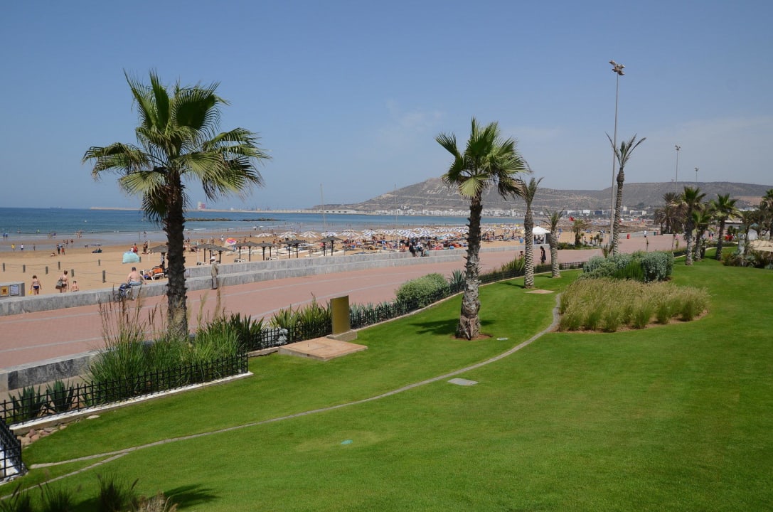 Blick vom Hotel auf den Strand Hotel Riu Palace Tikida Agadir