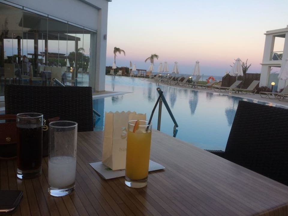 Pool Asterias Beach Resort