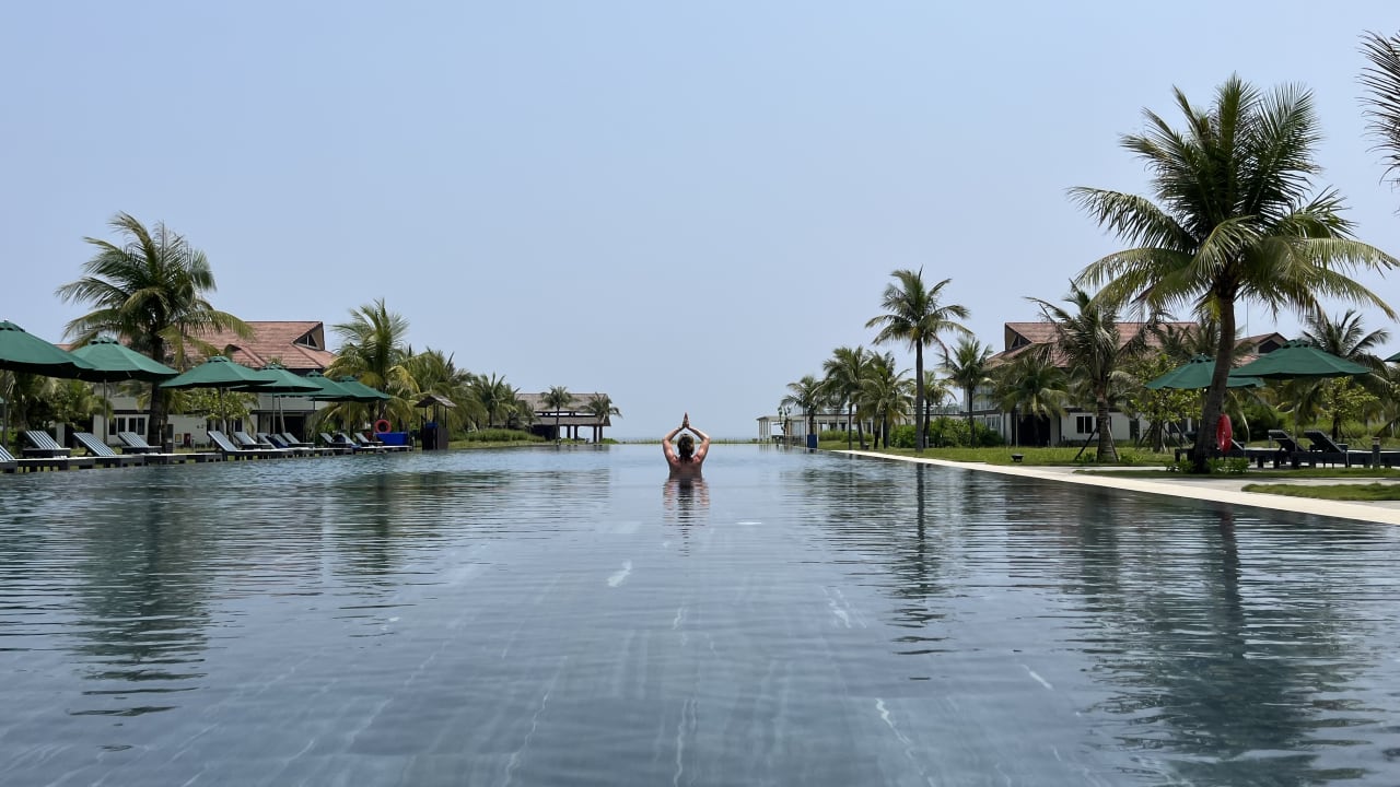 Pool ROBINSON NAM HOI AN