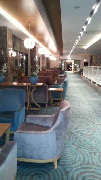 Eine der schönen Lobbies Belek Beach Resort Hotel
