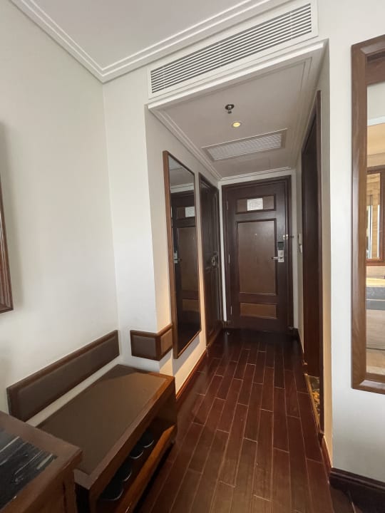 Zimmer Lucien Hanoi Lakeside Hotel & Rooftop