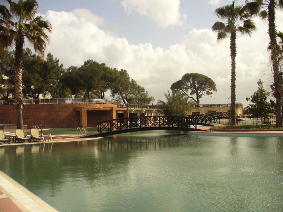 Trotz Unwetter nach 2 Tagen wieder sauber Rixos Premium Tekirova