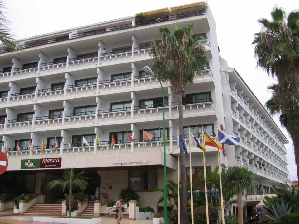 Hoteleingang Apartamentos Masaru
