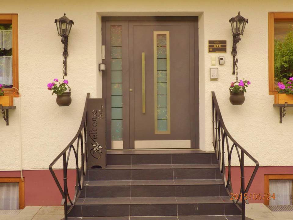 Eingang Hotel Leonhardihof