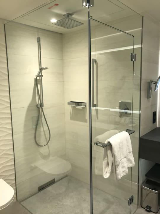 Zimmer Hilton Munich Airport