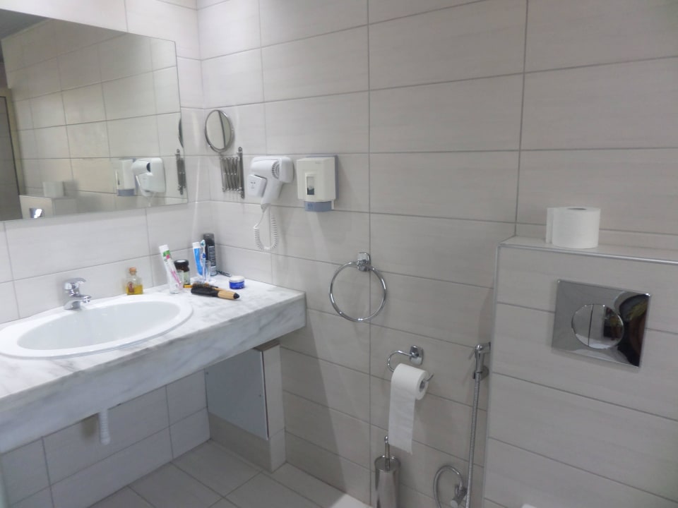 Unser schönes Bad,alles neu HARPIN Georgioupolis Resort Aquapark & SPA