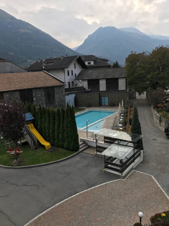 Blick zum Freibad Mein Matillhof