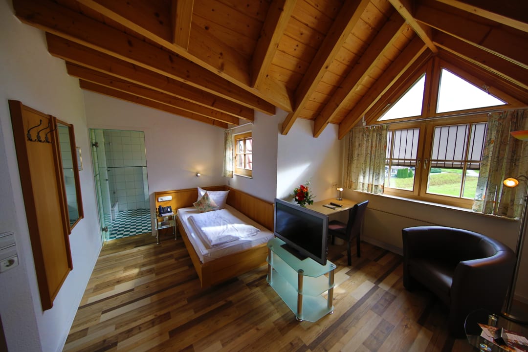 Zimmer Hotel Wo der Hahn kräht