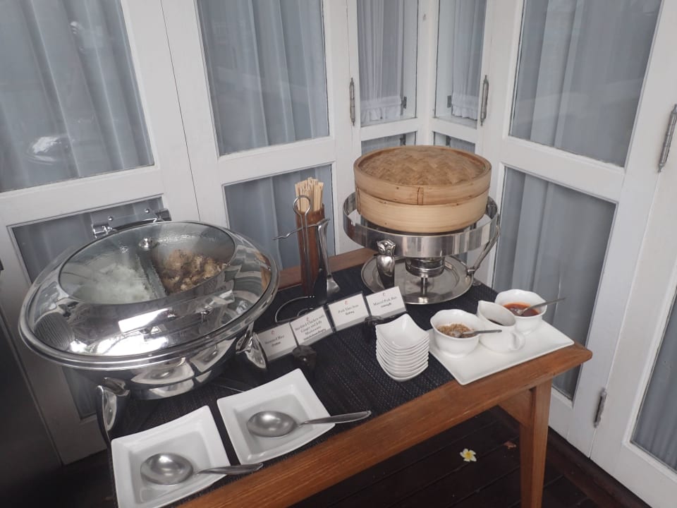 Beim Frühstück Centara Grand Beach Resort & Villas Hua Hin