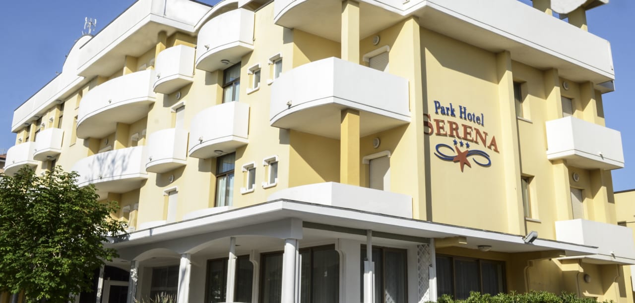 Außenansicht Park Hotel Serena