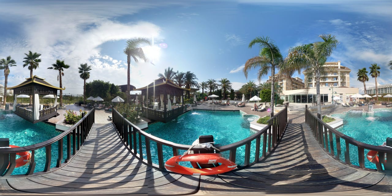 Wellnesspool Crystal Family Comfort Collection