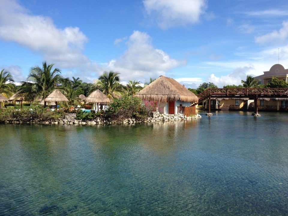 Künstlicher See mit Bungalows Grand Palladium Select White Sand Resort & Spa