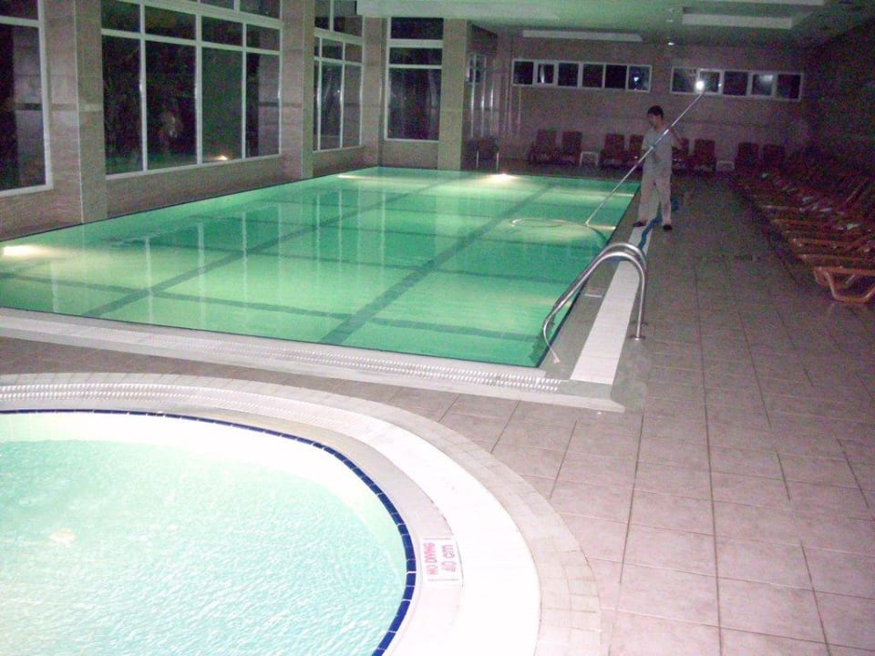 Innenpool Telatiye Resort