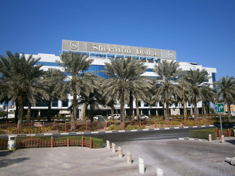Außenansicht des Hotels Grand Excelsior Hotel Deira