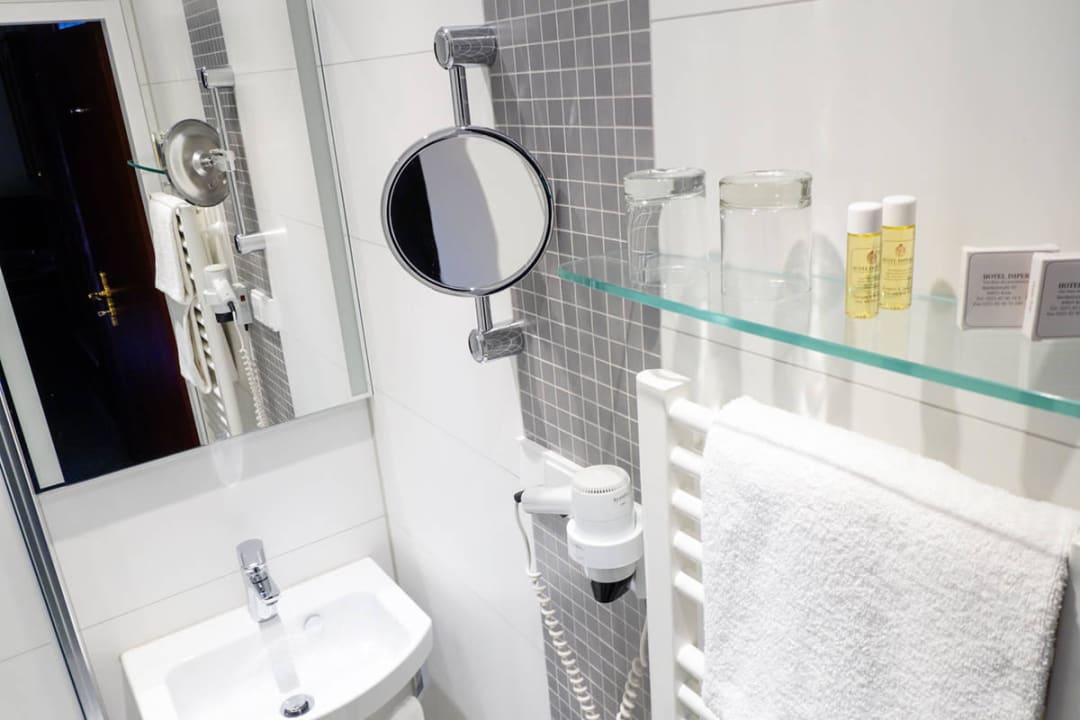 Hotel Imperial - renoviertes Bad 2016 Hotel Imperial Köln