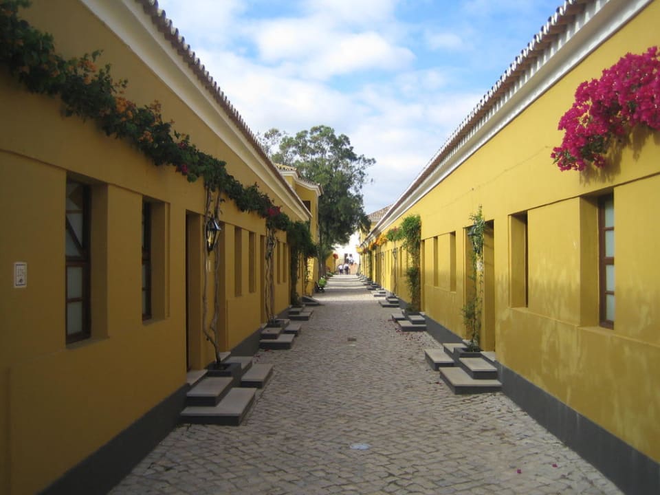 Die Appartments von außen Hotel Vila Galé Albacora