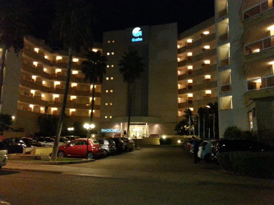 Abendliche Hotelansicht Hotel Cala Millor Garden - Adults only