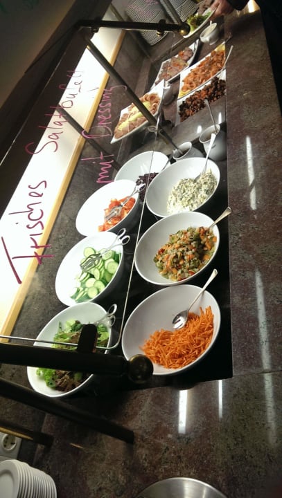 Buffet Hotel Frankfurt Airport Dreieich