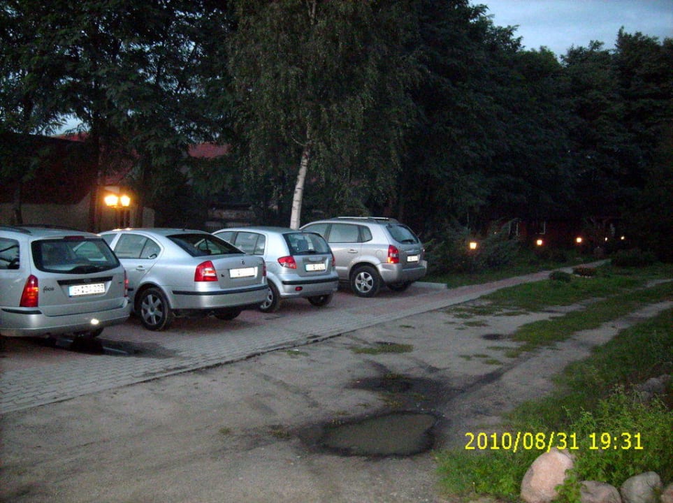 Parkplatz Center Hotel Bronkow